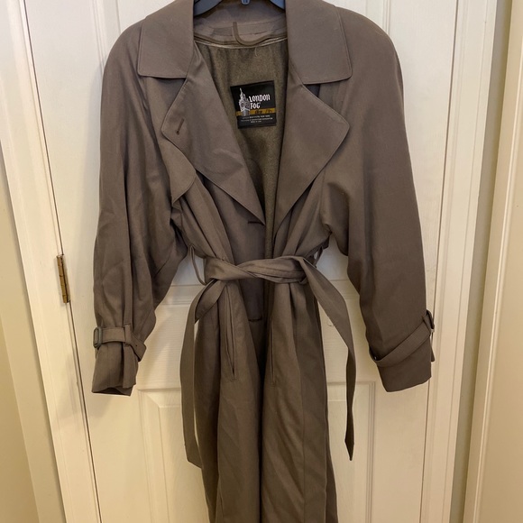 Vintage London Fog Light Brown Trench Coat 8P - Picture 2 of 4